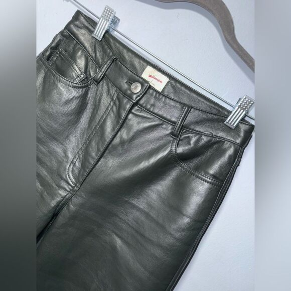 WILFRED Melina Cropped Deep Olive Faux Leather Pants Size 2 EUC W/tiny flaw* - Picture 2 of 9